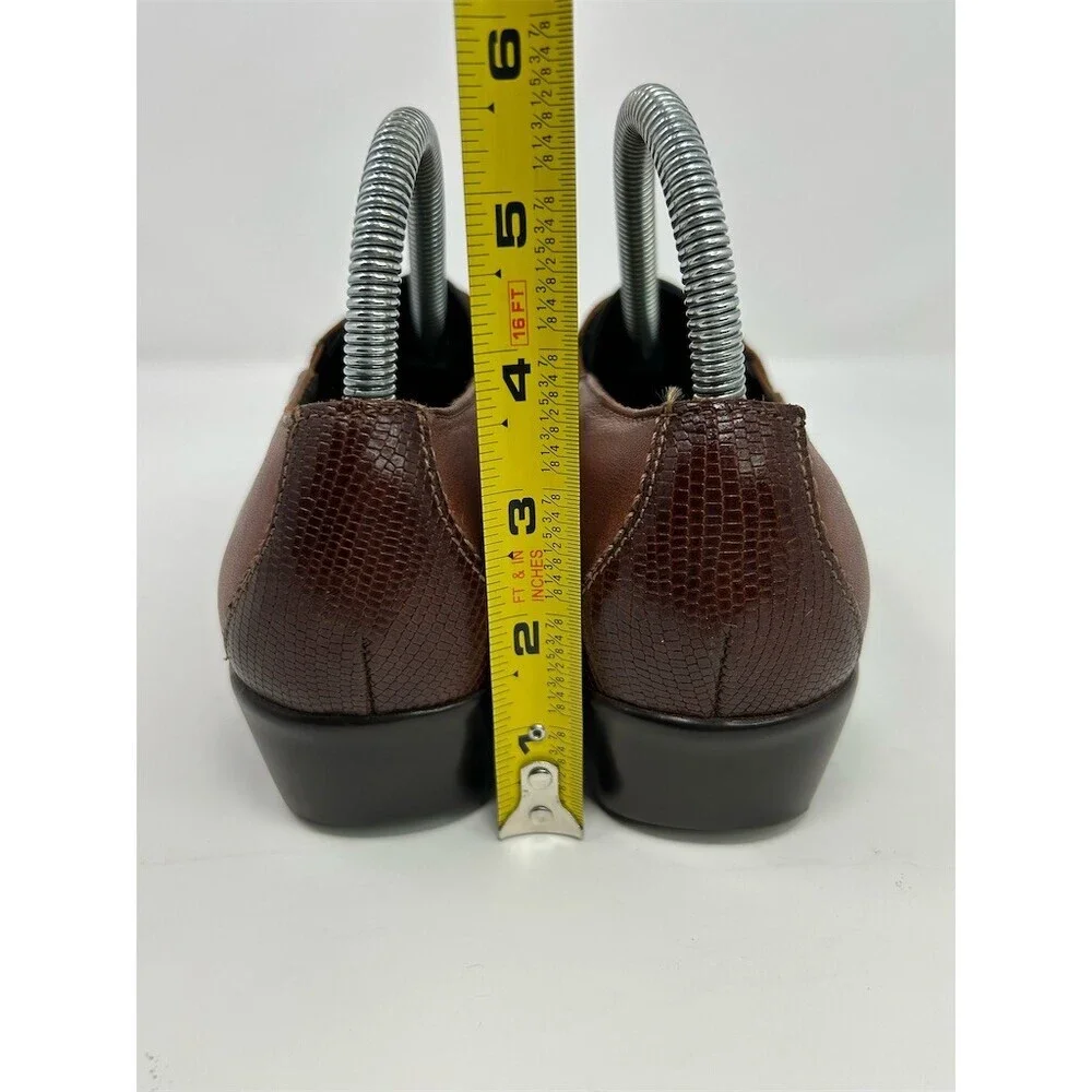 SAS Nora Women's Slip-On Loafers Brown Comfort Shoes Textured Toe Band Size 7.5M